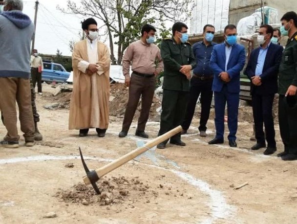 آغاز کلنگ زنی خانه های احداثی سپاه فتح استان در سی سخت