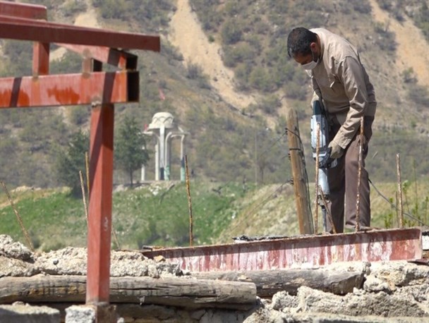 بسیج سازندگی پیشگام در خدمات‌رسانی به شهر زلزله‌‎زده سی‌سخت