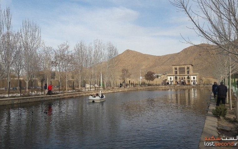 قصری رویایی که در دل کویر ایران میدرخشد! +تصاویر قصری رویایی که در دل کویر ایران میدرخشد! +تصاویر