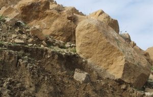 خطری که ساکنین محله “لبنان” را تهدید می‌کند؟+تصاویر