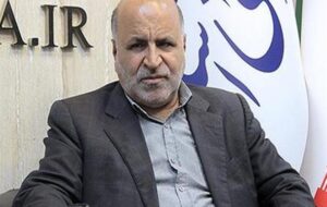 دولت باید پاسخگوی مطالبات مردم باشد/ باشکایت مشکلات حل نمی‌شود