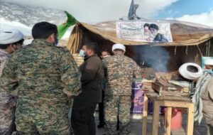 طلاب کهگیلویه و بویراحمدی دوشادوش نهادهای خدمت‌رسان در زلزله سی‌سخت+تصاویر