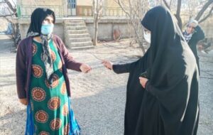 نقش پررنگ بانوان بسیجی دنا در کمک به زلزله زدگان سی سخت+تصاویر