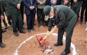 کلنگ زنی دومین بیمارستان سپاه پاسداران در کهگیلویه و بویراحمد با حضور سردار سلامی