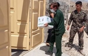 توزیع بسته های معیشتی در دورافتاده ترین روستاهای شهرستان لنده