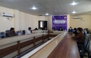 مصوبات ستاد کرونا در لنده خاک می‌خورد/ از شب‌نشینی در پارک‌ها تا تردد خودروها در ساعات منع تردد+تصاویر