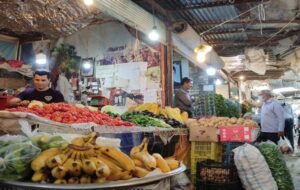 کام تلخ دهدشتی‌ها از قیمت میوه‌های شیرین بازار