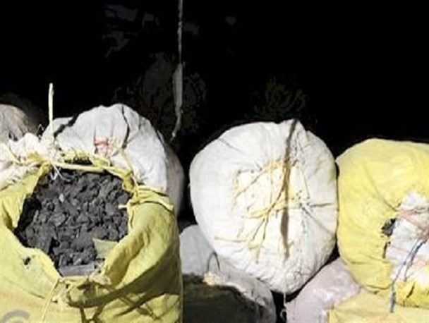 کشف و ضبط بیش از ۲ تن زغال و چوب قاچاق در کهگیلویه کشف و ضبط بیش از ۲ تن زغال و چوب قاچاق در کهگیلویه