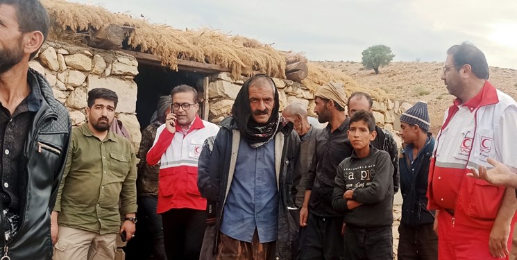 فرماندار در میان مردم جلاله و شبلیز/راهاندازی خانه هلال و کمک امدادی در مناطق مستعد سیل+تصویر و فیلم فرماندار در میان مردم جلاله و شبلیز/راهاندازی خانه هلال و کمک امدادی در مناطق مستعد سیل+تصویر و فیلم