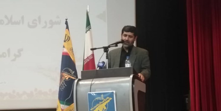 به جز تهمت و افترا چیزی نمیبینم/هفته دولت خیلی از حرفها را خواهم گفت به جز تهمت و افترا چیزی نمیبینم/هفته دولت خیلی از حرفها را خواهم گفت