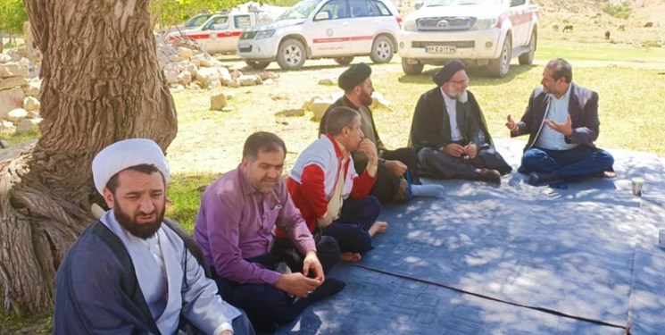 حضور نماینده ولیفقیه و ائمه جمعه در کنار سیلزدگان کهگیلویه/اولویت اصلی چیست؟+تصویر حضور نماینده ولیفقیه و ائمه جمعه در کنار سیلزدگان کهگیلویه/اولویت اصلی چیست؟+تصویر