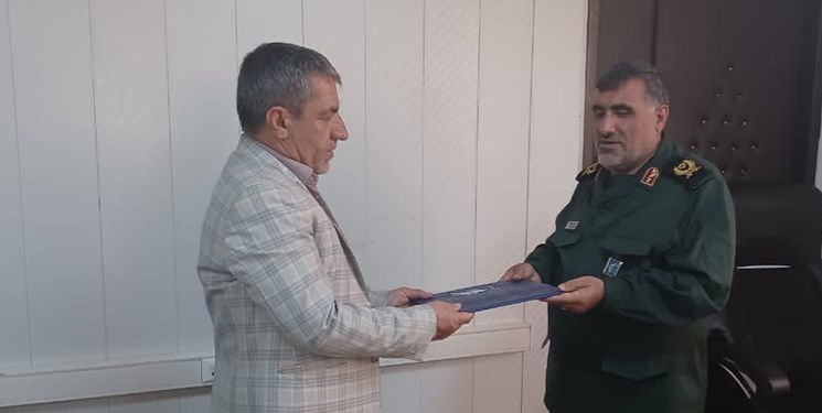 قدردانی فرمانده تیپ ۴۸ فتح از امدادگران هلال احمرکهگیلویه و بویراحمد