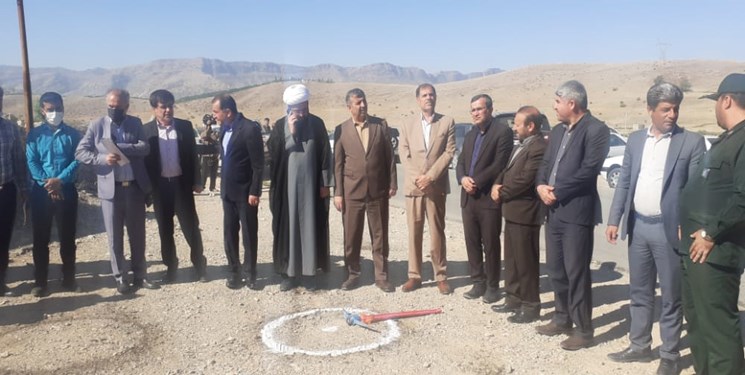 کلنگ‌زنی و افتتاح پروژه‌ها هفته دولت در باشت با حضور معاون استاندار