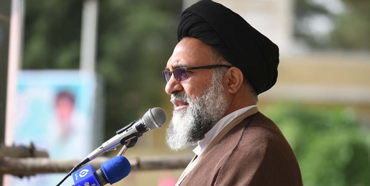 امام جمعه یاسوج: بی‌‌بی‌‌سی ۱۰ آشوبگر را می‌بیند و راهپیمایی میلیونی را نمی‌بیند!