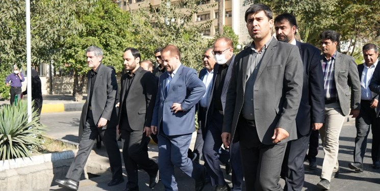 حضور مسئولان ارشد کهگیلویه و بویراحمد در شیراز/تشییع باشکوه ۲ آلاله استان به همراه ۱۳ شهید دیگر+تصاویر حضور مسئولان ارشد کهگیلویه و بویراحمد در شیراز/تشییع باشکوه ۲ آلاله استان به همراه ۱۳ شهید دیگر+تصاویر