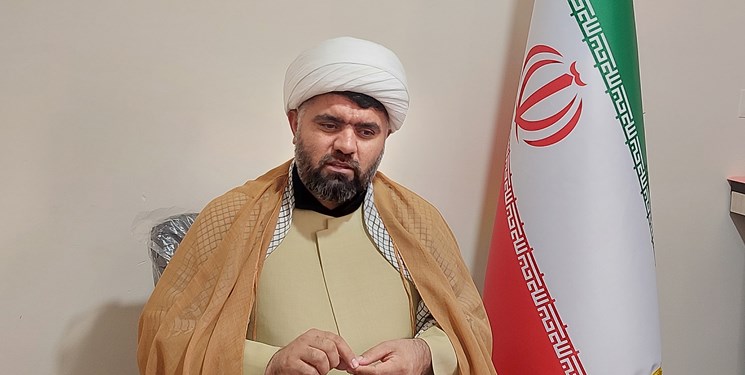 امام جمعه بهمئی: با همه توان از پلیس حمایت میکنیم امام جمعه بهمئی: با همه توان از پلیس حمایت میکنیم