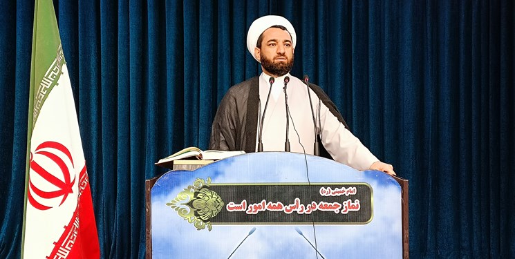 توصیه امام جمعه دهدشت به رئیس مجلس: بازار خودرو و مسکن را از انحصاری بودن در بیاورید توصیه امام جمعه دهدشت به رئیس مجلس: بازار خودرو و مسکن را از انحصاری بودن در بیاورید