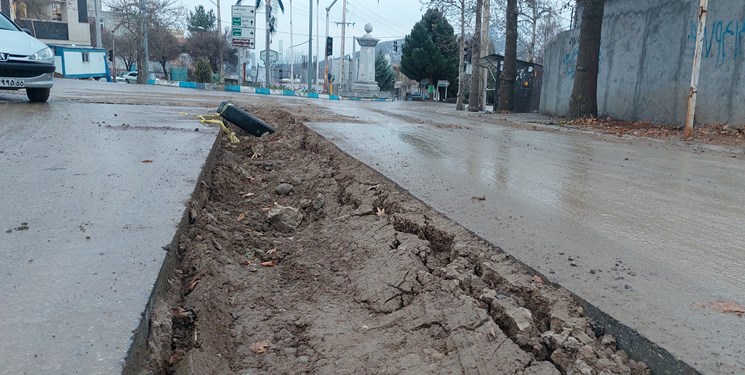 پیمانکارانی که خون به دل مردم سی‌سخت کرده‌‌اند/آبفا بی‌خیال رنج و مشقت مردم+تصویر و فیلم