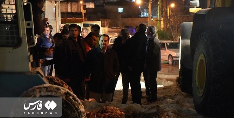 روایت یک اصلاح‌طلب از برف یاسوج و عملکرد استاندار/پیامک‌بازی خواندنی یک شهروند با احمدزاده