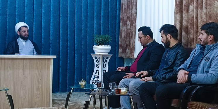 پرداخت ۱۰۰ میلیاردتومانی ستاد اجرایی جهت طرحهای اشتغالزا کهگیلویه پرداخت ۱۰۰ میلیاردتومانی ستاد اجرایی جهت طرحهای اشتغالزا کهگیلویه