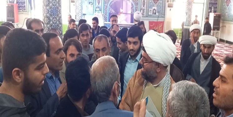 حرف‌های خودمانی امام جمعه بهمئی با مردم/بهمئی‌ها از چه چیزی گلایه داشتند؟