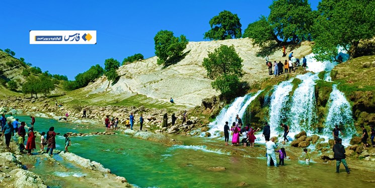 آبشار جذاب و دل‌انگیز سرکور آبریز کهگیلویه پذیرای گردشگران نوروزی از اقصی نقاط کشور+ عکس
