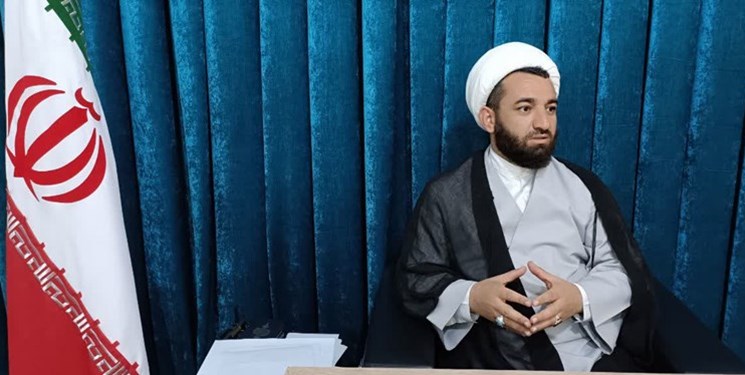 انتقاد از کم‌توجهی برخی مدیران به جلسات فرهنگی/ ادارات دارای عمکلرد ضعیف تذکر می‌گیرند