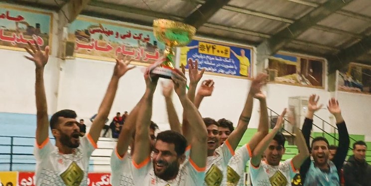 تیم کاسپین قهرمان مسابقات فوتسال کهگیلویه شد+تصاویر و فیلم