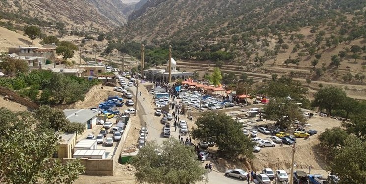 خدمات ضعیف در بقعه امام‌زاده «میرسالار»/ اینجا از راه تا درمانگاه مشکل دارد