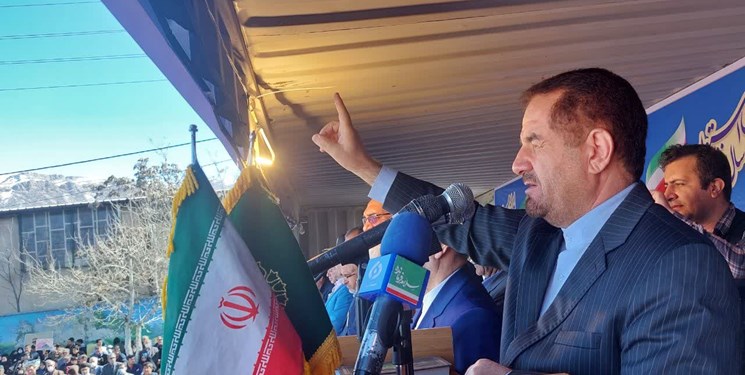 دشمن جرات حمله نظامی به ایران را ندارد/دشمن علیه ما جنگ اقتصادی راه انداخته است دشمن جرات حمله نظامی به ایران را ندارد/دشمن علیه ما جنگ اقتصادی راه انداخته است