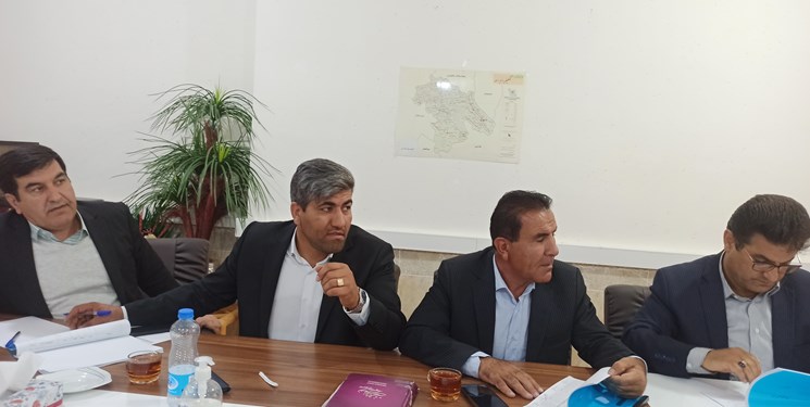 شهردار یاسوج دوباره زیر تیغ انتقاد/اکبری: شهردار اگر کار کند مخلص او هستیم/دانشی: توهین به اعضای شورا در فضای مجازی کار کیست؟