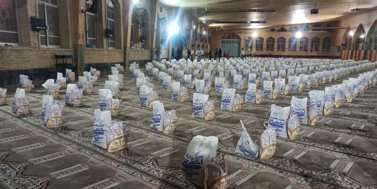 برگزاری رزمایش همدلی و احسان در کهگیلویه و بویراحمد/ توزیع ۴۸۰۰بسته معیشتی بنیاد احسان برگزاری رزمایش همدلی و احسان در کهگیلویه و بویراحمد/ توزیع ۴۸۰۰بسته معیشتی بنیاد احسان