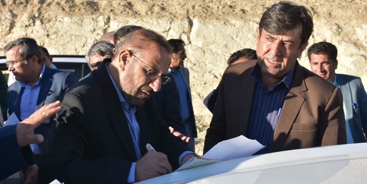 مردم فرق بین خادم و خائن را تشخیص میدهند/۲ خبر روشنفکر به مردم در آستانه سفر آیتالله رئیسی مردم فرق بین خادم و خائن را تشخیص میدهند/۲ خبر روشنفکر به مردم در آستانه سفر آیتالله رئیسی