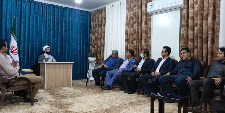 گلایه‌های امام جمعه شهری که مدیرانش به ورزش بها نمی‌دهند/جمعیت ۷۰ هزار نفری و یک زمین چمن خراب