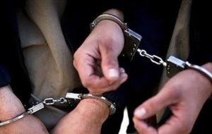 دستگیری یک شکارچی در گچساران که با سگ شکار میکرد! دستگیری یک شکارچی در گچساران که با سگ شکار میکرد!