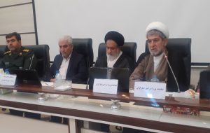 تعبیر امام جمعه گچساران از محرومیتها؛ زیر زمین غنیترین روی زمین محرومترین! تعبیر امام جمعه گچساران از محرومیتها؛ زیر زمین غنیترین روی زمین محرومترین!