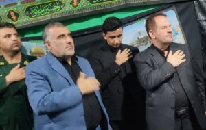 دشمن به دنبال ضربه به ستون و علم انقلاب اسلامی است