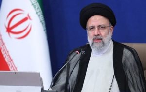 رئیسی: استقبال مردم از دولت وظیفه بنده و مدیران را سنگینتر میکند رئیسی: استقبال مردم از دولت وظیفه بنده و مدیران را سنگینتر میکند