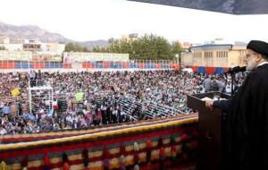 کهگیلویه و بویراحمدیها ۲۴۰ هزار نامه به رئیس جمهور نوشتند کهگیلویه و بویراحمدیها ۲۴۰ هزار نامه به رئیس جمهور نوشتند