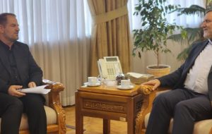 استاندار کهگیلویه و بویراحمد پیگیر مصوبات سفر دولت در مرکز کشور استاندار کهگیلویه و بویراحمد پیگیر مصوبات سفر دولت در مرکز کشور