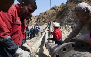 غلبه بر گرمای طاقت‌فرسا و تعمیر خط لوله ۱۲ اینچ مجموعه ۲۸ نفت گچساران