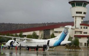 دستور رئیسی در فرودگاه یاسوج روی کاغذ و نامهای که در وزارت خاک میخورد! دستور رئیسی در فرودگاه یاسوج روی کاغذ و نامهای که در وزارت خاک میخورد!