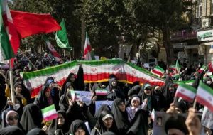 نقش مجاهدانه زن در انقلاب و آمارهایی که هرگز قابل مقایسه با گذشته نیست نقش مجاهدانه زن در انقلاب و آمارهایی که هرگز قابل مقایسه با گذشته نیست