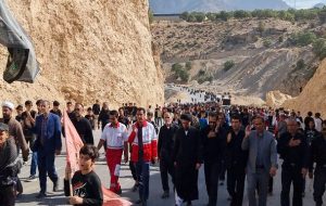 پیادهروی جاماندگان اربعین با حضور باشکوه عاشقان به اهل بیت(ع) در سیسخت برگزار شد پیادهروی جاماندگان اربعین با حضور باشکوه عاشقان به اهل بیت(ع) در سیسخت برگزار شد