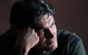 مدال افتخار پدر پیوند کبد خاورمیانه بر گردن مستندساز یاسوجی+فیلم