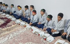 کار زیبای بچه‌های مدرسه تحولی دهدشت در منزل یک شهید+ فیلم