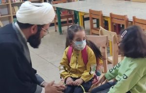 گپ و گفت صمیمی امام جمعه باشت با کودکان+تصویر گپ و گفت صمیمی امام جمعه باشت با کودکان+تصویر