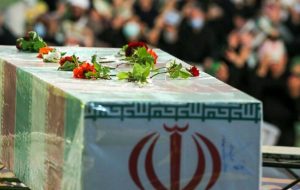 استقبال پرشور مردم بام نفتی ایران از سه شهید گمنام+فیلم