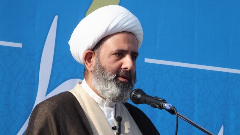 مسئولان برای تحقق شعار سال تلاش کنند