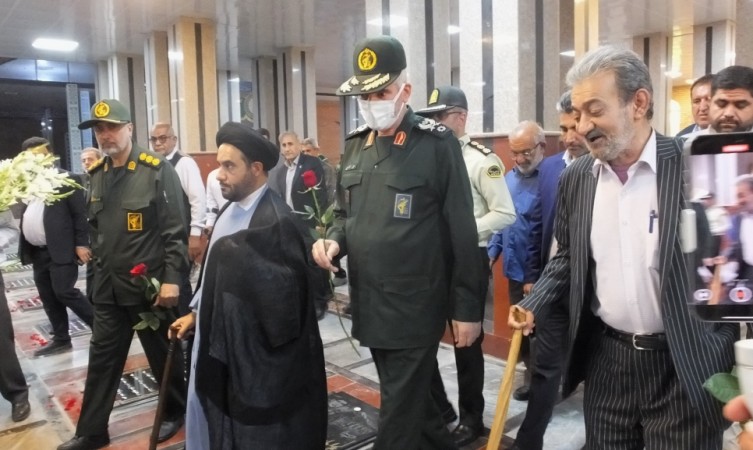 ادای احترام سردار فضلی به شهدای گچساران+ تصاویر و فیلم